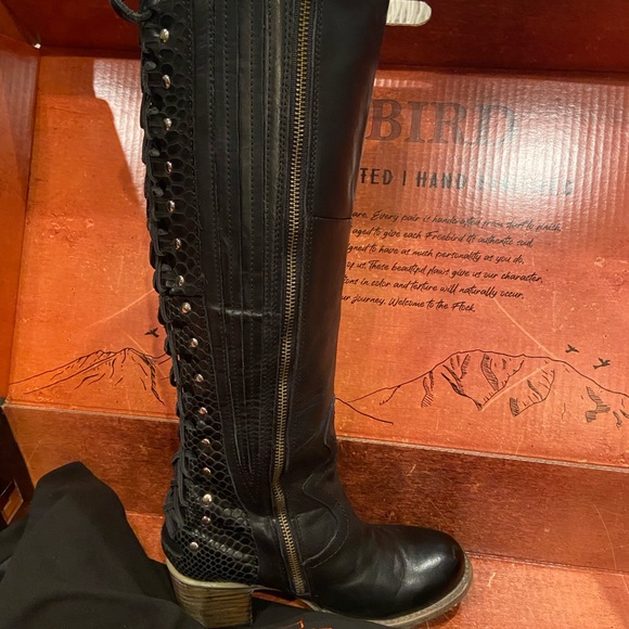 CATRINA FreeBird by Steven - Picture 9 of 14